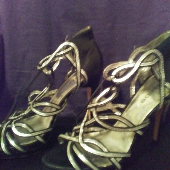 Bebe 👠 heels - Picture 7 of 7